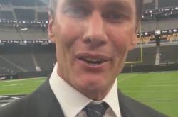 开云app-退役近3年后，橄榄球传奇巨星汤姆-布雷迪宣布：我要复出