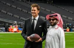 开云app-体育早餐9.18|48岁布雷迪在沙特“复出” 利物浦连续5场5绝杀