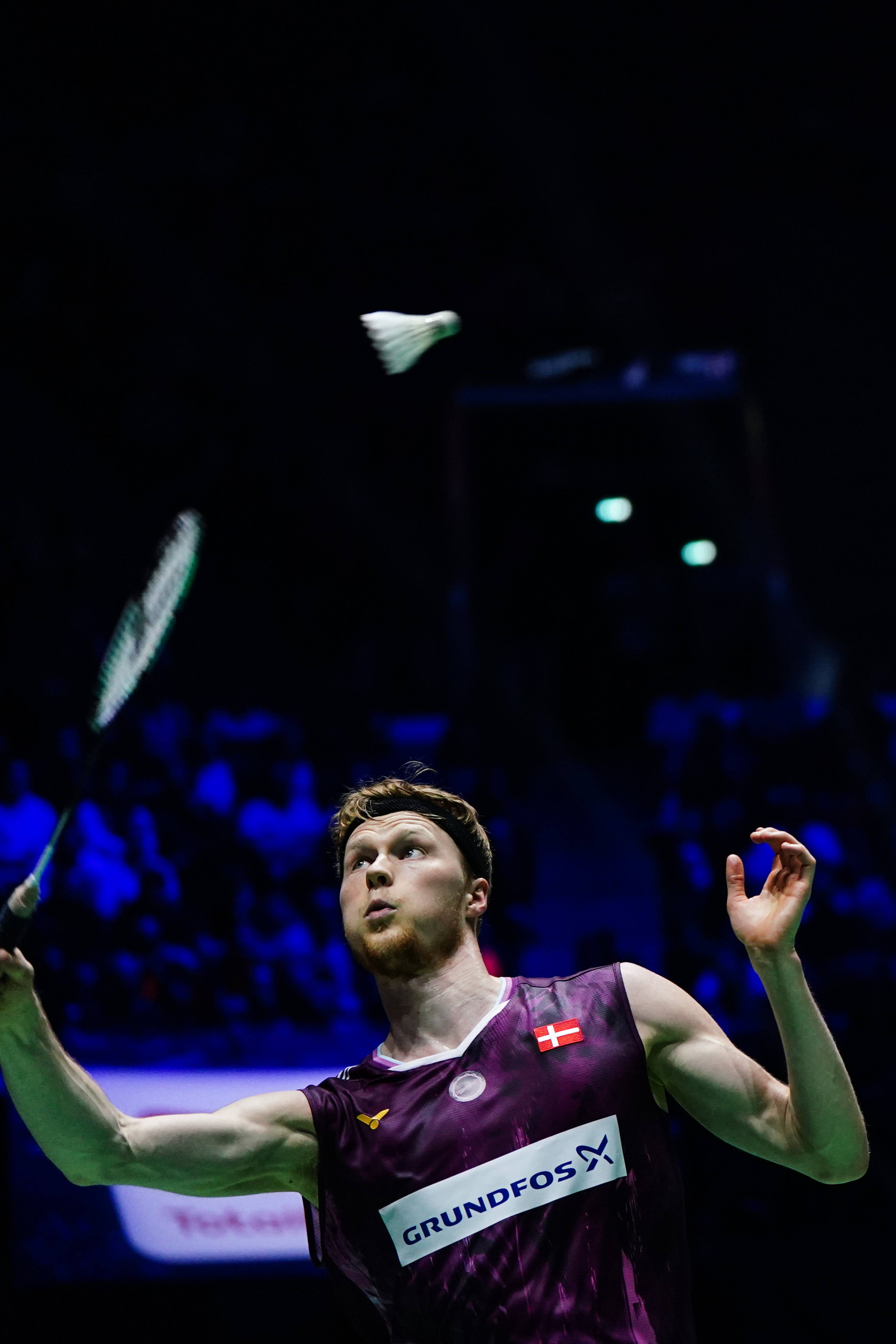 (体育)羽毛球——世锦赛:昆拉武特晋级男单决赛