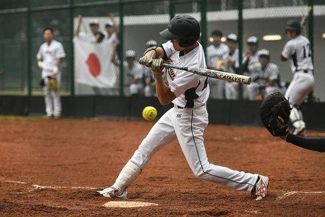 道奇豪掷3.5亿,MLB变金钱游戏?小球队逆袭打脸,夺冠不靠钞能力