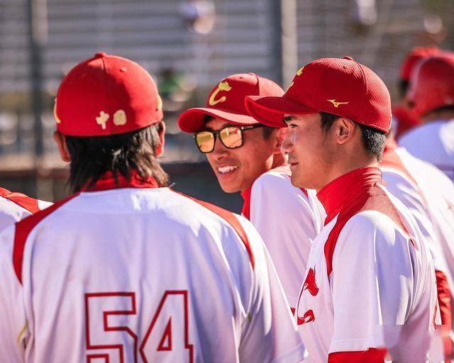 道奇豪掷3.5亿,MLB变金钱游戏?小球队逆袭打脸,夺冠不靠钞能力