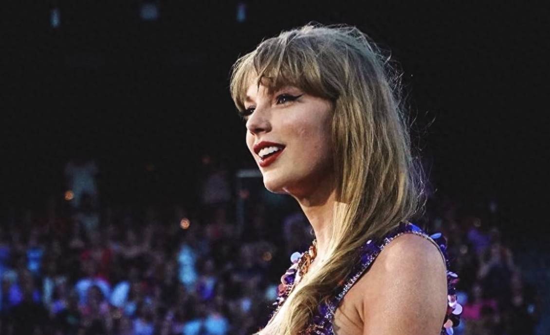 泰勒为何放弃超级碗?NFL谈判破裂,阿黛尔或“二次出山”