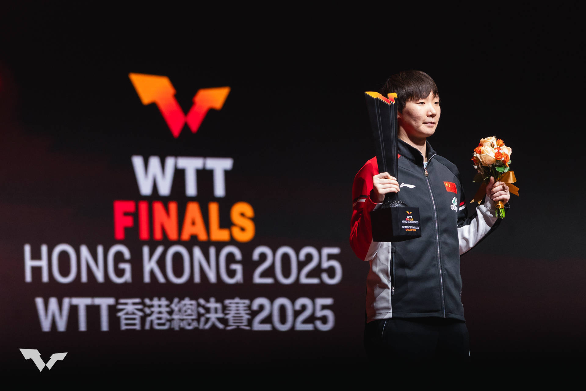 王曼昱击败帕瓦德,控制了比赛节奏,梁靖崑打进八强