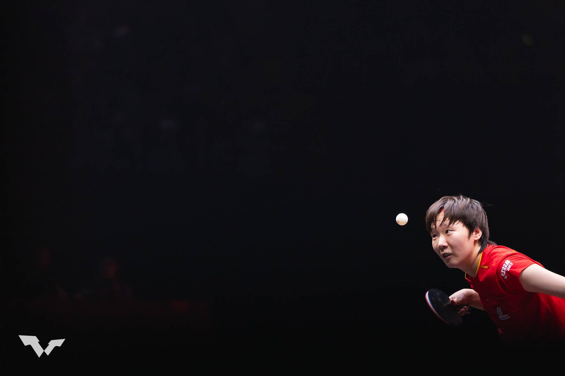 王曼昱击败帕瓦德,控制了比赛节奏,梁靖崑打进八强