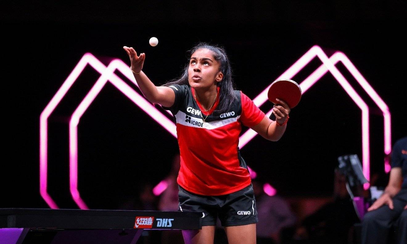 王曼昱击败帕瓦德,控制了比赛节奏,梁靖崑打进八强